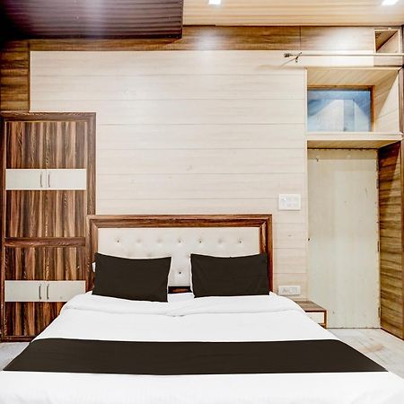 Hotel O Mayur Resort Mathura Zewnętrze zdjęcie