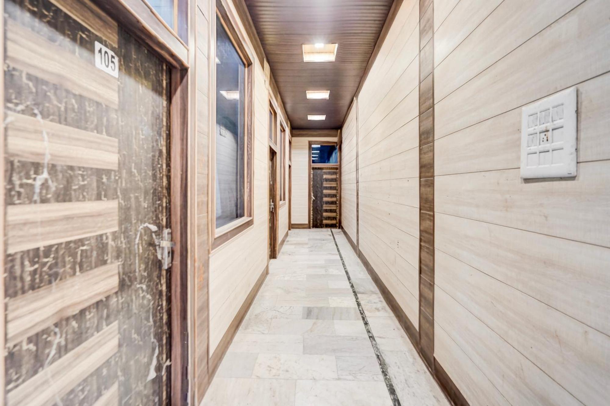 Hotel O Mayur Resort Mathura Zewnętrze zdjęcie